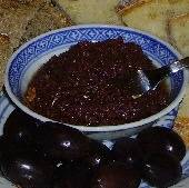 Black Olive and Garlic Paste (Tapenade)
