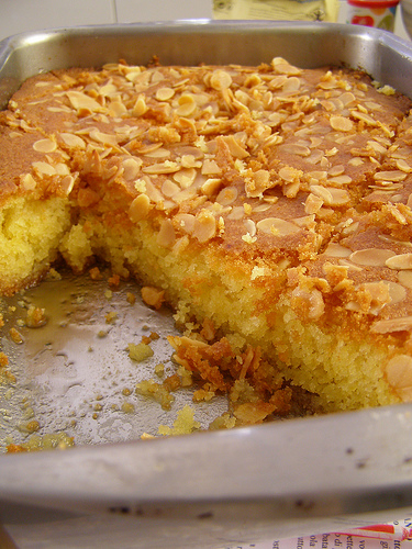 Ravani or Shamali (Semolina Cake)