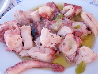 Chtapodi Ladorigani ( Marinated Octopus )