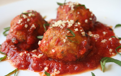 Cumin and Garlic Meatballs in Tomato and Wine Sauce (Cretan)