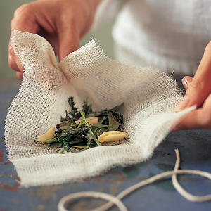 Bouquet Garni for Soups & Sauces